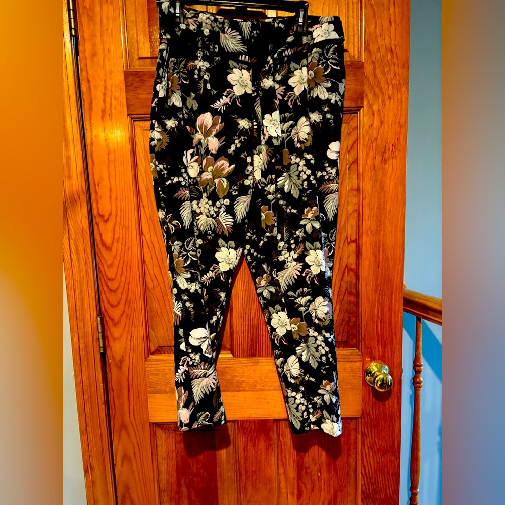 Floral Print Pants Pull on pants with elastic waist/pockets removable belt
